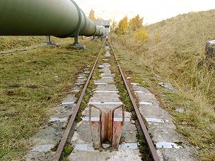 Standseilbahn Nendaz Condémines Les Eudrans - Wasserschloss La Péroua - funiculaire château d'eau La Péroua - Streckenteil unten bis 1980