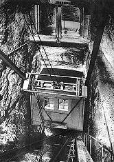 Standseilbahn Trümmelbachfälle - Foto Archiv standseilbahnen.ch