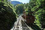 Nostalgische Standseilbahn Reichenbachfall - Wagen 2 bei der Ausweiche