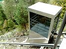 Kabine der Standseilbahn Caumasee bei der Bergstation Foto Archiv standseilbahnen.ch