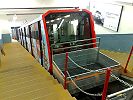 Wagen 3 der Standseilbahn Parsenn in der Bergstation Weissfluhjoch
