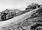 Die Standseilbahn Muottas Muragl mit der Bergstation in ihren Anfangsjahren - Foto Archiv standseilbahnen.ch