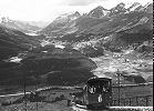 Standseilbahn Muottas Muragl - Wer das Engadin sehen will, geht nach Muottas Muragl - Aussicht auf das ganze Oberengadin - Foto Archiv standseilbahnen.ch