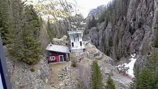 Kraftwerk Seilbahn Rischinu Massa die sehr abgelegene Bergstation Foto Markus Seitz Archiv standseilbahnen.ch