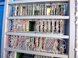 Detail Steuerung Standseilbahn 1663.01 Moléson - Plan Francey - Hersteller Sisag 1998 Detail Steuerung Standseilbahn 1663.01 Moléson - Plan Francey - Hersteller Sisag 1998