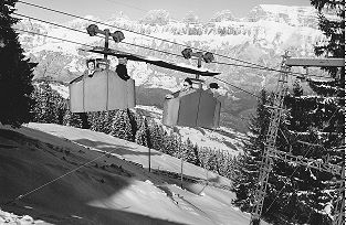 Seilbahn Flumserberg Saxlirank - Schönhalden - ein ganz spezielles Schiffli mit 2 getrennten Kisten